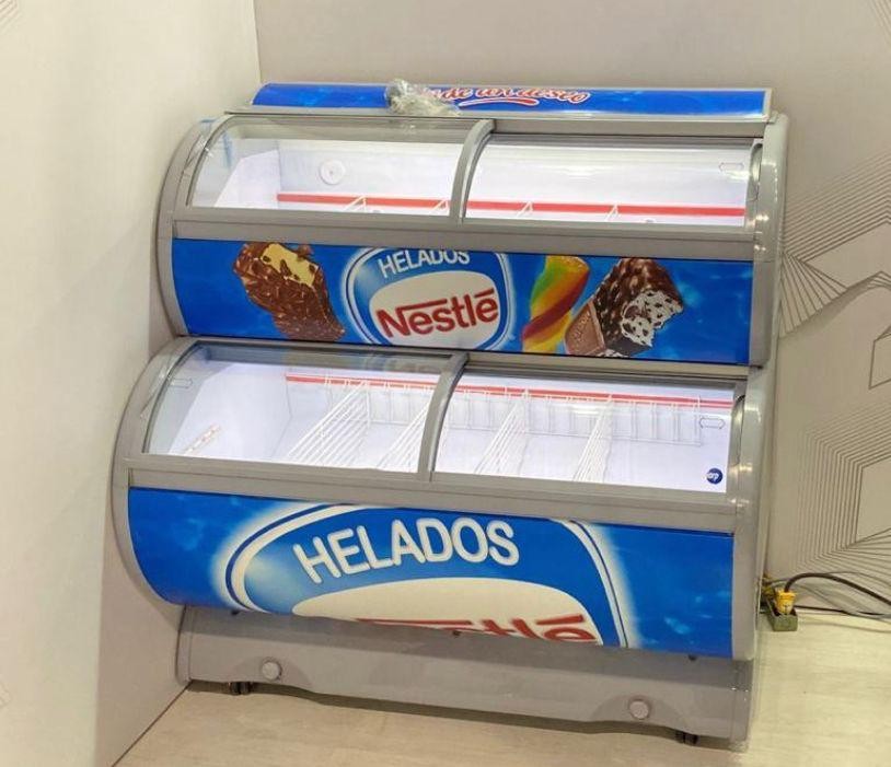 Muebles exhibidores
